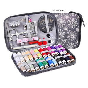 Nuevo diseño, 130 Uds., Kit de costura DIY para adultos, principiantes, Kit de costura portátil para el hogar con tijeras, agujas de <span class=keywords><strong>hilo</strong></span> <span class=keywords><strong>dedal</strong></span>, costura - Product Image 2
