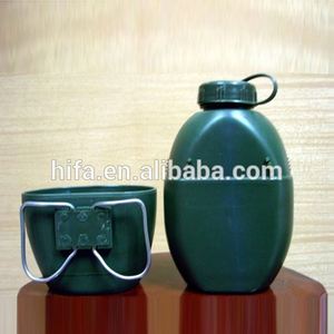 Ensemble de cantine d'origine britannique pour l'extérieur : tasse, bouteille d'eau, bouilloire, équipement - Product Image 4