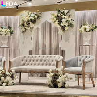 Support de fond métallique carré blanc pointu LEDA pour décoration de scène, idéal pour événements de mariage personnalisés