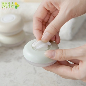 Boîte de rangement portable pour sous-bouteilles de voyage – Contenant pour produits de beauté et de soins personnels - Product Image 5