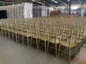 Chaises Kiavari dorées empilables à bas prix pour les mariages, les banquets, les événements et les réceptions d'hôtel - Product Image 4