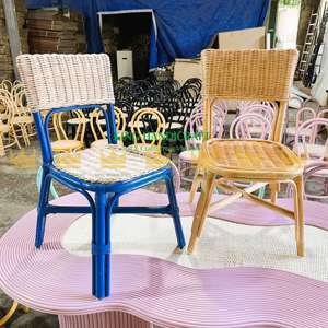 Multicolore pour les enfants Chaise en rotin artisanale pour les enfants-Parfait pour les fêtes avec un design écologique et confortable - Product Image 5