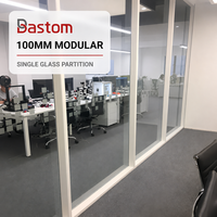 Cloison modulaire latérale en verre simple avec cadre en aluminium de 100 mm pour centres de formation et salles d'exposition