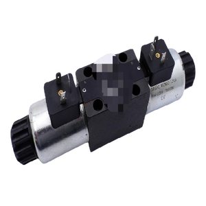 Contrôleur PLC 43 voies à solénoïde DCV03-3Y1102400E1M 24V DIN43650 - Product Image 1