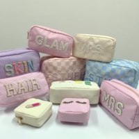 Trousse de toilette de voyage 24 couleurs personnalisée mini trousse de maquillage étanche pochette à bijoux cosmétique en nylon avec fermeture éclair pour femmes