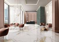Dalles de porcelaine effet pierre blanches et dorées 600x1200mm, grand format, pour sol et mur, aspect sans joint, idéales pour villas, appartements et salons.