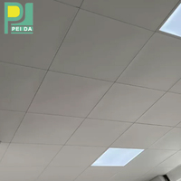 Plafonds modernes en aluminium à clipser pour bureaux, panneaux métalliques décoratifs 600x600, 300x300/300x600/300x1200/400x400/500x500mm