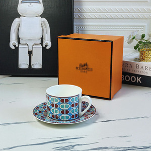Hot Sale European Luxury Red and Blue Circle Porcelain Tea <b>Cup</b> & Saucer <b>Set</b> - Product Image 3