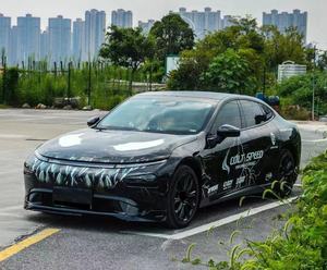 Autocollants de carrosserie de voiture en PVC personnalisés en gros, style bande dessinée, auto-adhésifs, à changement de couleur, motif Spider-Man, décoration graffiti, faible adhérence - Product Image 2