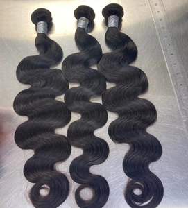 100% rauw natuurlijk maagdelijk Indiaas mensenhaar extensions, onbewerkt, cuticula-aligned bundels - Product Image 2