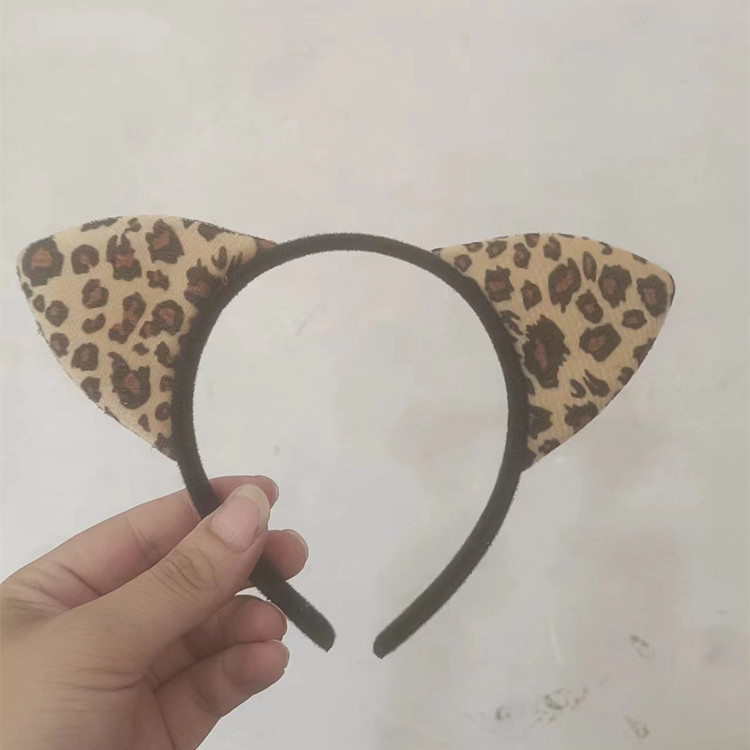 Hebilla negra con estampado de leopardo No5