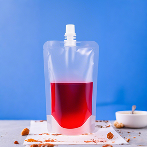 Farklı boyutlarda içecek dolum ambalaj plastik tek kullanımlık suyu emzik ile sıvı torbası içme suyu torbalar - Product Image 3