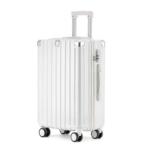 Valise rigide verte 20 pouces avec serrure à combinaison, bagage à main pour les voyages de loisirs - Product Image 5