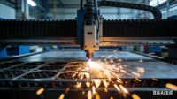 Machine de découpe laser à fibre 3000W de haute qualité pour plaques métalliques avec tête de découpe laser à fibre à mise au point manuelle - Chine