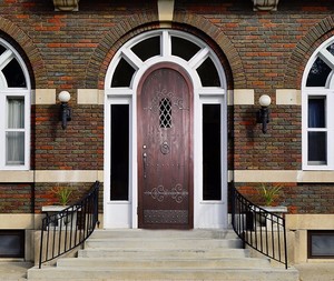 Puertas exteriores de madera maciza de último diseño de moda puerta de <span class=keywords><strong>entrada</strong></span> arqueada puertas de <span class=keywords><strong>entrada</strong></span> de Metal para el hogar - Product Image 2