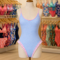 Maillot de bain une pièce pour femme, design personnalisé, en tissus recyclés, avec nœud, coupe haute, style vintage, à carreaux gingham, à volants contrastants et bordure en dentelle