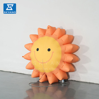Modèle de soleil gonflable géant jaune en forme de dessin animé, ornement gonflable personnalisé pour la décoration extérieure de toits et d'événements