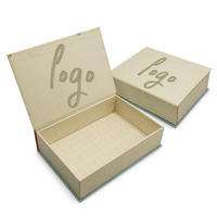 Scatole Magnetiche in Cartone Bianco a Forma di Libro con Logo Personalizzato, Design Gratuito, Chiusura a Ribalta, Confezione Regalo Rigida in Carta con Linguetta