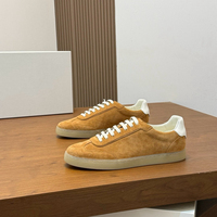 Baskets décontractées pour hommes en daim de haute qualité, style designer, à lacets, légères, lumineuses, antidérapantes, multicolores, pour le quotidien