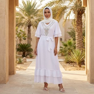 Vente directe d'usine de nouvelles robes islamiques pour femmes en coton antistatique respirant imprimé - Product Image 1