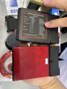 Détecteur de boucle pour entrée de véhicule CSLP101 monocanal avec livraison rapide - Product Image 6