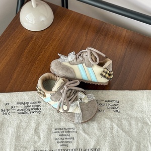 รองเท้าผ้าใบเด็กผู้หญิงสไตล์เจ้าหญิงเยอรมันสำหรับฤดูใบไม้ผลิ พื้นนุ่มใส่สบาย - Product Image 4