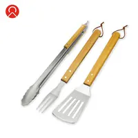 Offre Spéciale Acier Inoxydable barbecue accessoires spatule Tong Fourche Pour La Cuisson 3pcs bambou le Maniement DES OUTILS bbq
