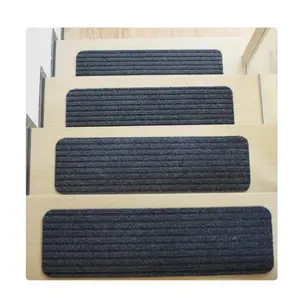 פסים שרשראות מדרגות שטיח ללא החלקה עמיד בפני החלקה מדרגות שטיח עצמי מקל מדרגות מחצלת pvc מגובה 8 ''x 30''