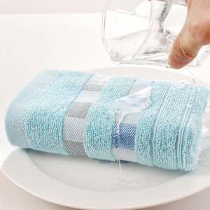Serviette de sport 32x71cm en coton à carreaux, séchage rapide, pour la gym et l'extérieur - Product Image 4