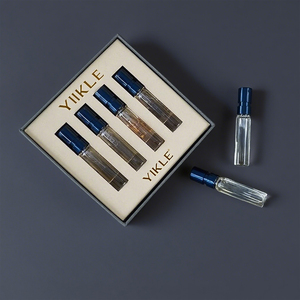 Boîtes cadeaux en papier avec logo personnalisé Kit de <span class=keywords><strong>test</strong></span> de parfum de luxe 2ml 3ml 5ml 10ml vaporisateurs Ensemble de découverte de parfum Boîte à parfum imprimée - Product Image 1