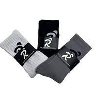 Personnalisé de haute qualité Loge Running Grip Football Girl Emballage Marque Chaussettes Hommes Football Basketball Chaussettes de Sport
