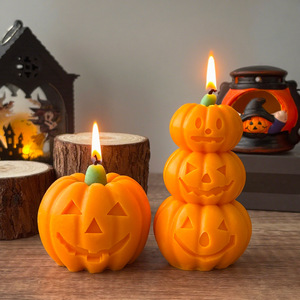 Candela Profumata a Forma di Zucca Creativa e Lussuosa per Regali di San Valentino e Ringraziamento o Souvenir - Product Image 3