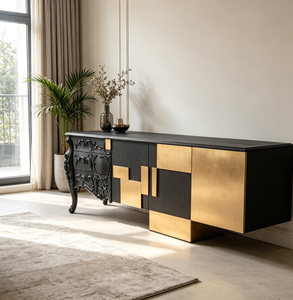 Aparador de Madera Maciza con Patas Talladas Ornamentadas, Acabado Negro, Gabinete de Almacenamiento con Parches Geométricos Dorados para Interiores Clásicos - Product Image 5