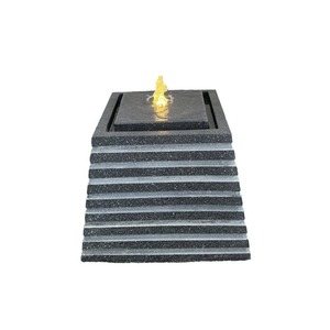 Fontaine d'eau d'extérieur 48x48x37cm, design géométrique, décoration de jardin durable, utilisation intérieure et extérieure - Product Image 5