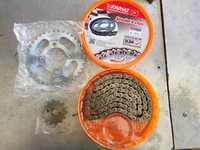 Kit de chaîne de pignon de moto 420 428 428h 520 530 525 Chaîne de moto avec pignon
