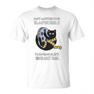 Ne comparez pas vos films de blagues à celui d'un autre - T-shirt avec motif chat - Product Image 2