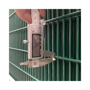 BOCN Galvanized Anti Climb Security Fencing Anti-cut High Security Outdoor Prison Mesh 358 Security Fence