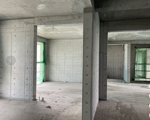 Coffrage en béton réglable moderne blanc, léger, en plastique, pour le traitement des surfaces de murs, de colonnes et de dalles - Product Image 4