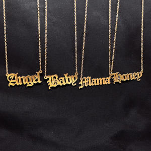 <span class=keywords><strong>Nome</strong></span> personalizzato personalizzato placcato oro 18 carati Collier Angel Baby Mama <span class=keywords><strong>nome</strong></span> collana in acciaio inossidabile vecchio <span class=keywords><strong>nome</strong></span> inglese collana di gioielli - Product Image 2
