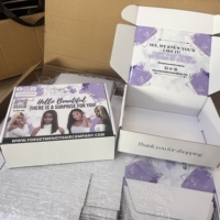 Boîtes d'emballage en carton ondulé personnalisées pour produits blancs, emballage cadeau, boîtes d'expédition avec logo Modle