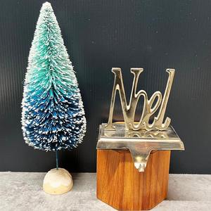 2026 Hot Selling Living Room Decor Snow <b>Man</b> <b>Stocking</b> Holder Brass - Product Image 6