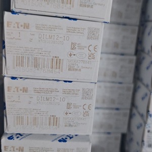 Contactor Eaton DILM12-01 24VDC de Funcionamiento por CC para Montaje en Riel DIN - Product Image 3