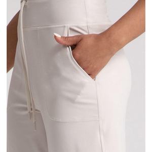 Vêtements de sport décontractés taille haute en gros, pantalon de yoga évasé à jambes larges, poche latérale, taille personnalisée, grande taille, pour femmes - Product Image 4