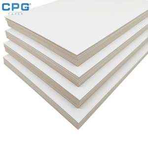 Grand stock de carton blanc mat en pâte recyclée 400 g/m² pour emballage de bureau et carton personnalisé - Product Image 1