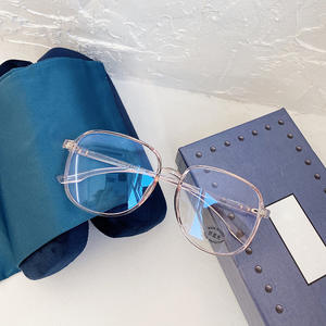 Montura de gafas Qianai Rectangle TR90 con filtro de luz azul para computadora, para hombres y mujeres, diseño irregular, hecho en Taizhou. - Product Image 4