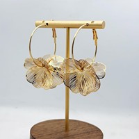 Pendientes Florales de Lujo Europeos y Americanos, Exclusivos, Modernos y Elegantes, con Pétalos Huecos, Joyería para Mujer