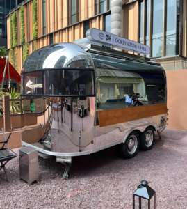 Food Truck Pequeño con Diseño Compacto y Parrilla de Alto Rendimiento, Taquería Móvil para Mercados de Comida Callejera Latinoamericana - Product Image 5