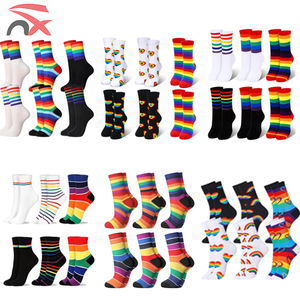 Vente de chaussettes rayées arc-en-ciel <span class=keywords><strong>LGBT</strong></span> en coton, emballées individuellement dans un sac OPP, fabriquées par Nuoxin Factory - Product Image 1