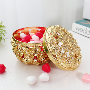 Nuovo stile bomboniere <span class=keywords><strong>per</strong></span> matrimonio a forma di rosa regalo di plastica scatola <span class=keywords><strong>per</strong></span> caramelle color <span class=keywords><strong>oro</strong></span> - Product Image 4