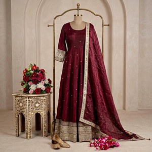 Ensemble Anarkali en soie brodée marron avec dupatta, longueur au sol, tenue traditionnelle indienne et pakistanaise pour femmes, pour mariage - Product Image 1